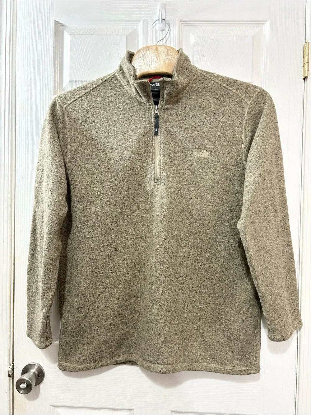 The North Face Men’s XXL Crescent 1/4 Zip Fleece Pullover Sweater Oatmeal Tan